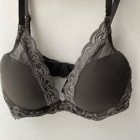 Natori Feathers bra. 32B. - Picture 1 of 5